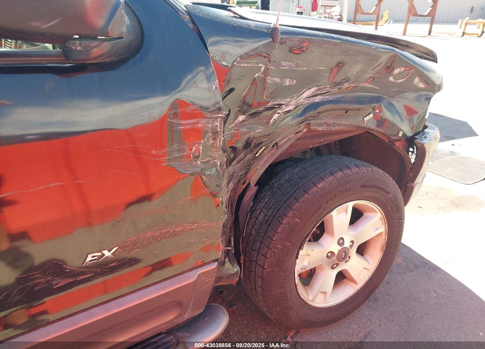 2004 FORD EXPLORER NBX/XLT VIN: 1FMDU73K24UA81511