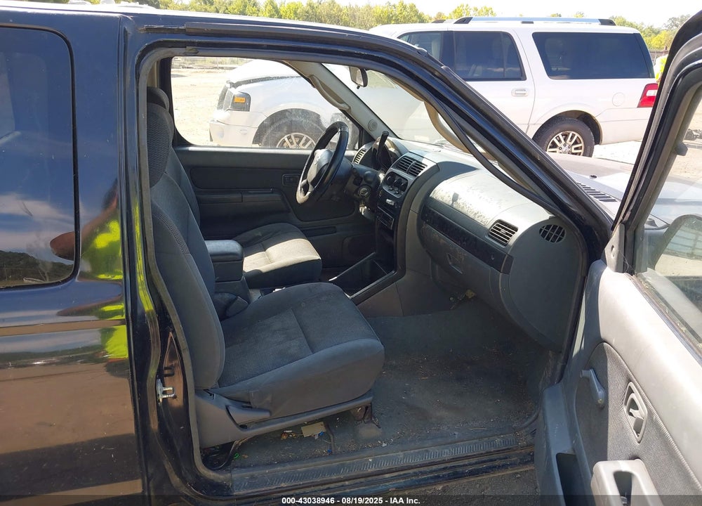 2003 NISSAN FRONTIER XE VIN: 1N6DD26T63C412569