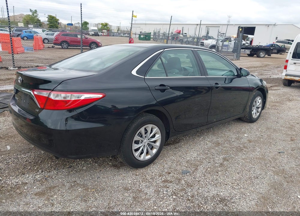 2016 TOYOTA CAMRY VIN: 4T4BF1FK0GR527563