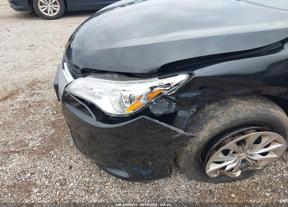 2016 TOYOTA CAMRY VIN: 4T4BF1FK0GR527563