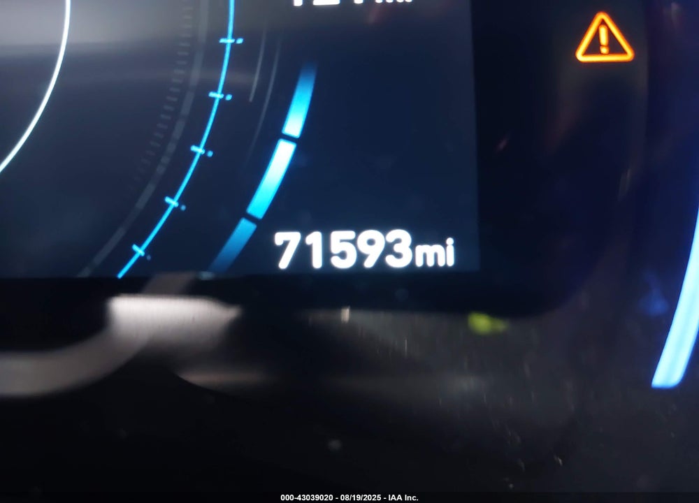 2019 HYUNDAI SANTA FE VIN: 5NMS5CAD9KH029867