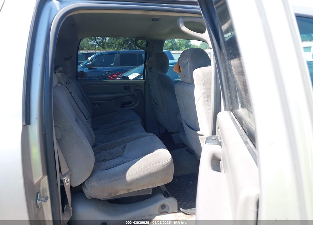 2005 CHEVROLET AVALANCHE 1500 LS VIN: 3GNEC12Z25G251188