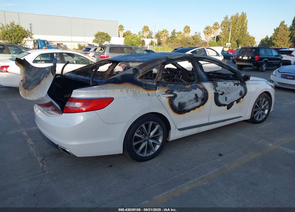2016 HYUNDAI AZERA VIN: KMHFG4JG9GA510033