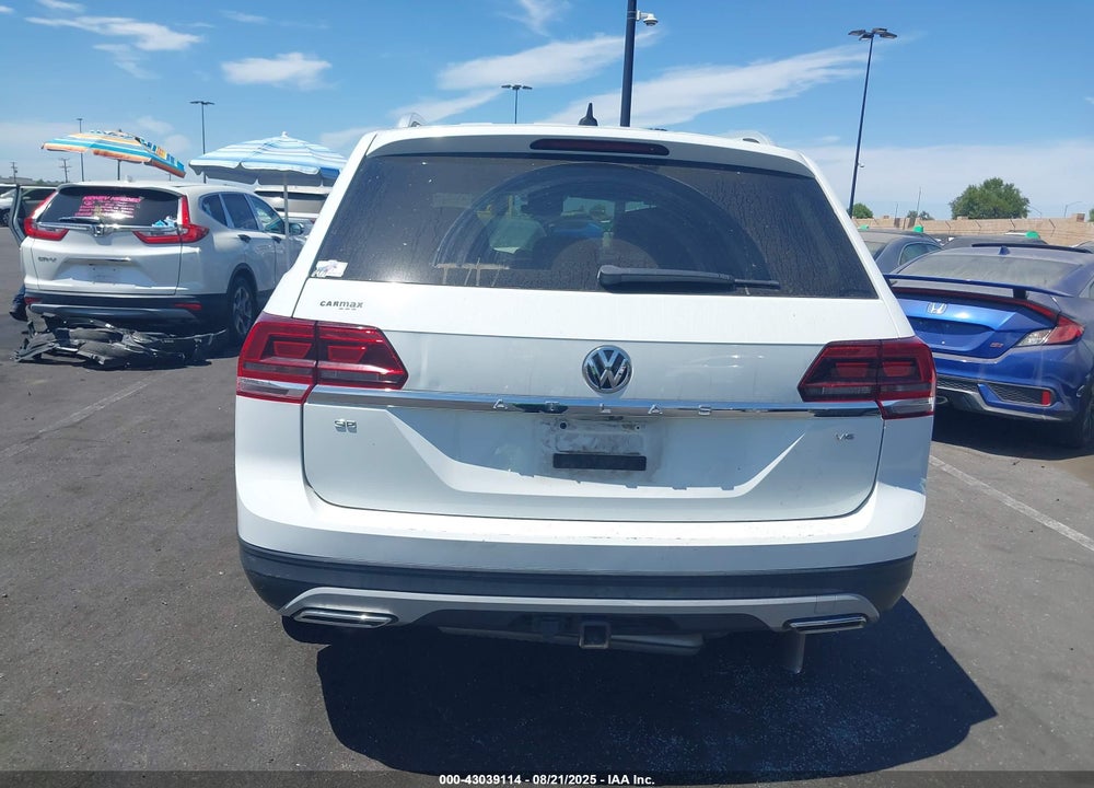 2019 VOLKSWAGEN ATLAS VIN: 1V2WR2CA7KC593937