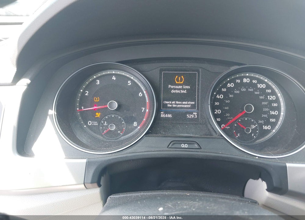 2019 VOLKSWAGEN ATLAS VIN: 1V2WR2CA7KC593937