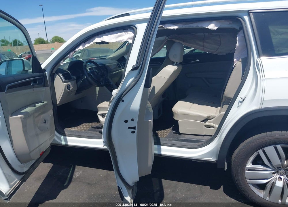 2019 VOLKSWAGEN ATLAS VIN: 1V2WR2CA7KC593937