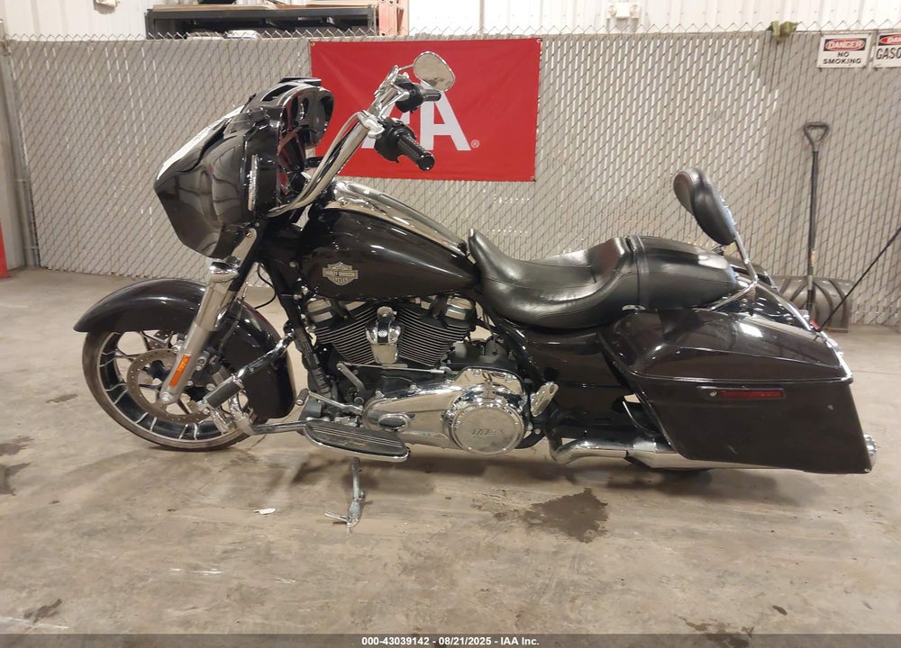 2021 HARLEY-DAVIDSON FLHXS VIN: 1HD1KRP11MB634153