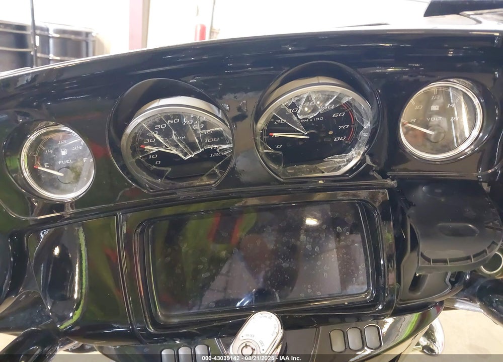 2021 HARLEY-DAVIDSON FLHXS VIN: 1HD1KRP11MB634153