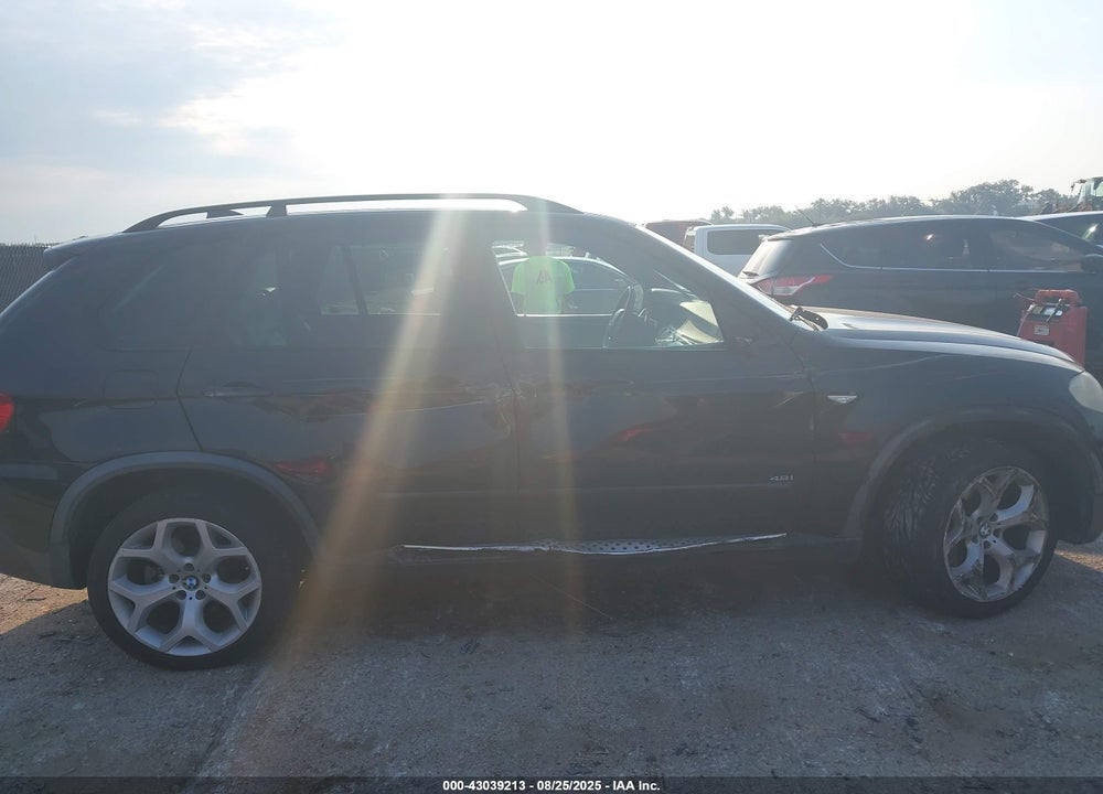 2008 BMW X5 VIN: 5UXFE83528L161427