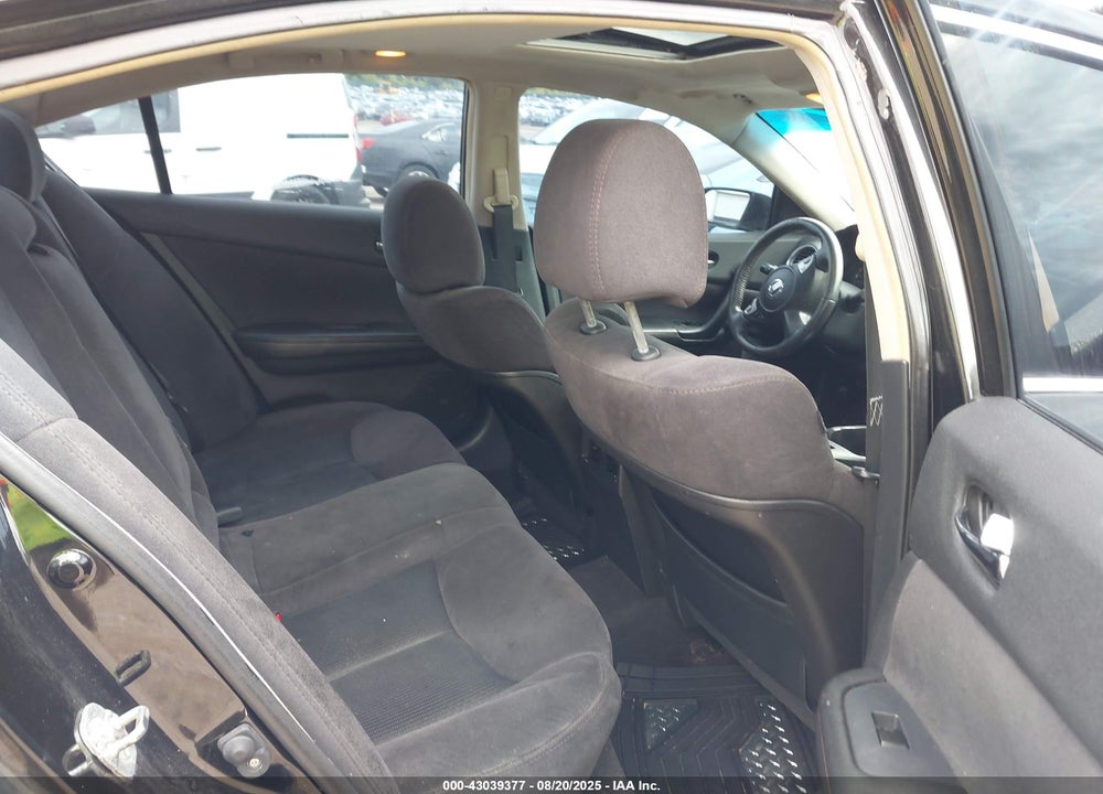 2014 NISSAN MAXIMA VIN: 1N4AA5AP7EC485582