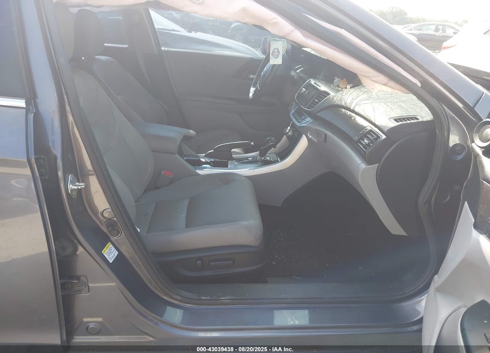 2014 HONDA ACCORD VIN: 1HGCR3F99EA003105