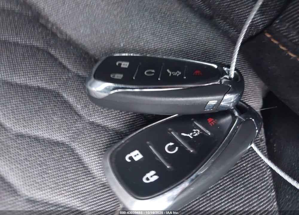 2018 CHEVROLET EQUINOX VIN: 2GNAXTEXXJ6250885
