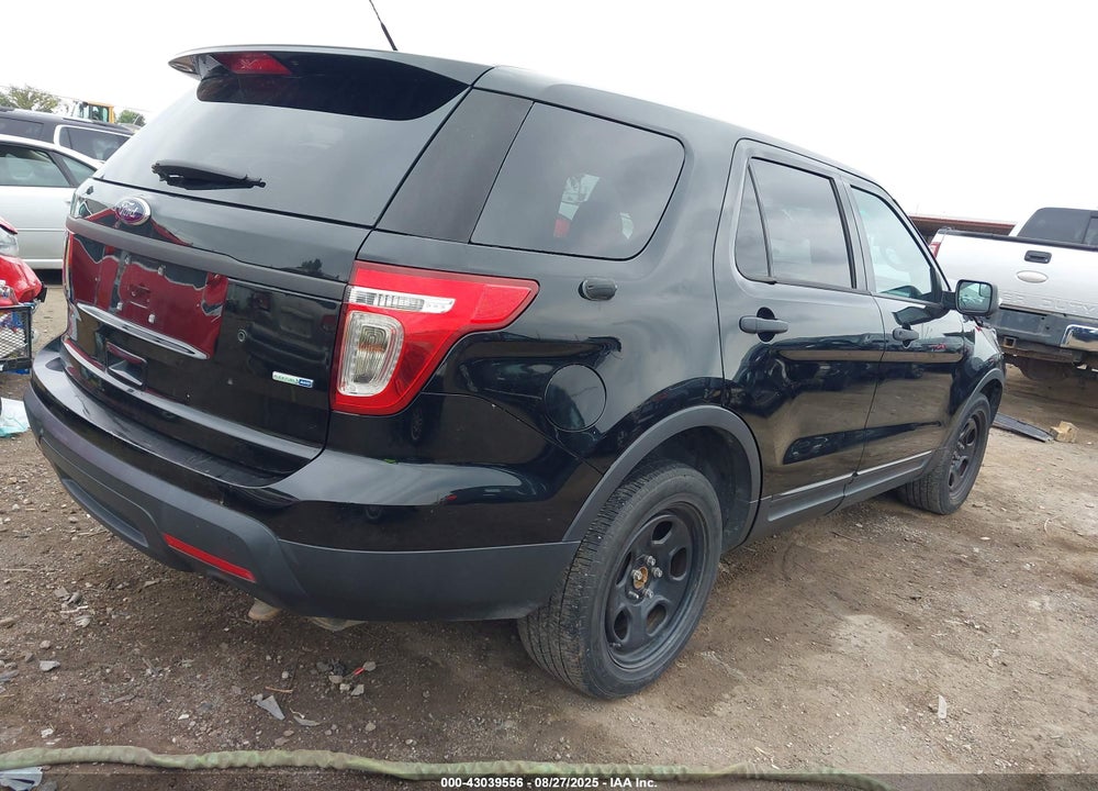 2015 FORD POLICE INTERCEPTOR VIN: 1FM5K8AR2FGA15736