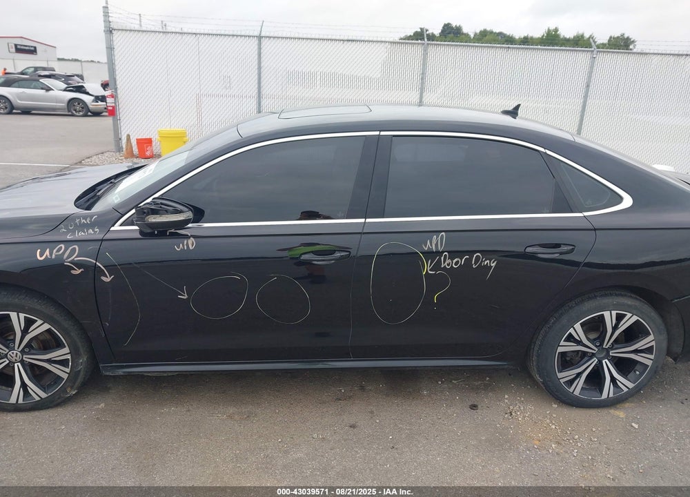 2021 VOLKSWAGEN PASSAT VIN: 1VWSA7A37MC018438