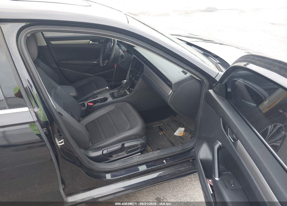 2021 VOLKSWAGEN PASSAT VIN: 1VWSA7A37MC018438