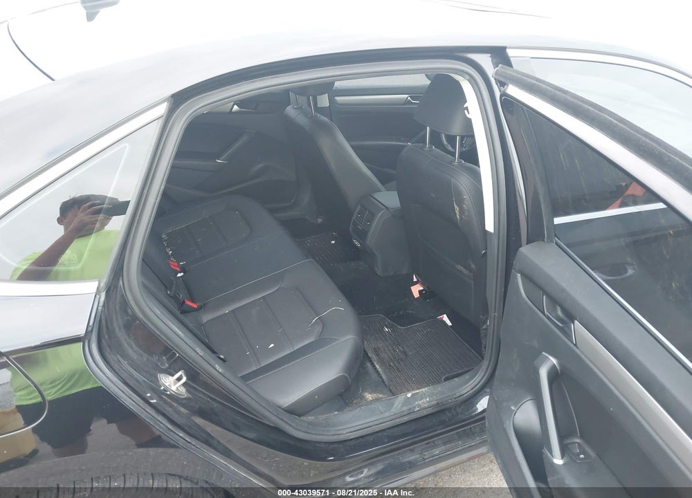 2021 VOLKSWAGEN PASSAT VIN: 1VWSA7A37MC018438