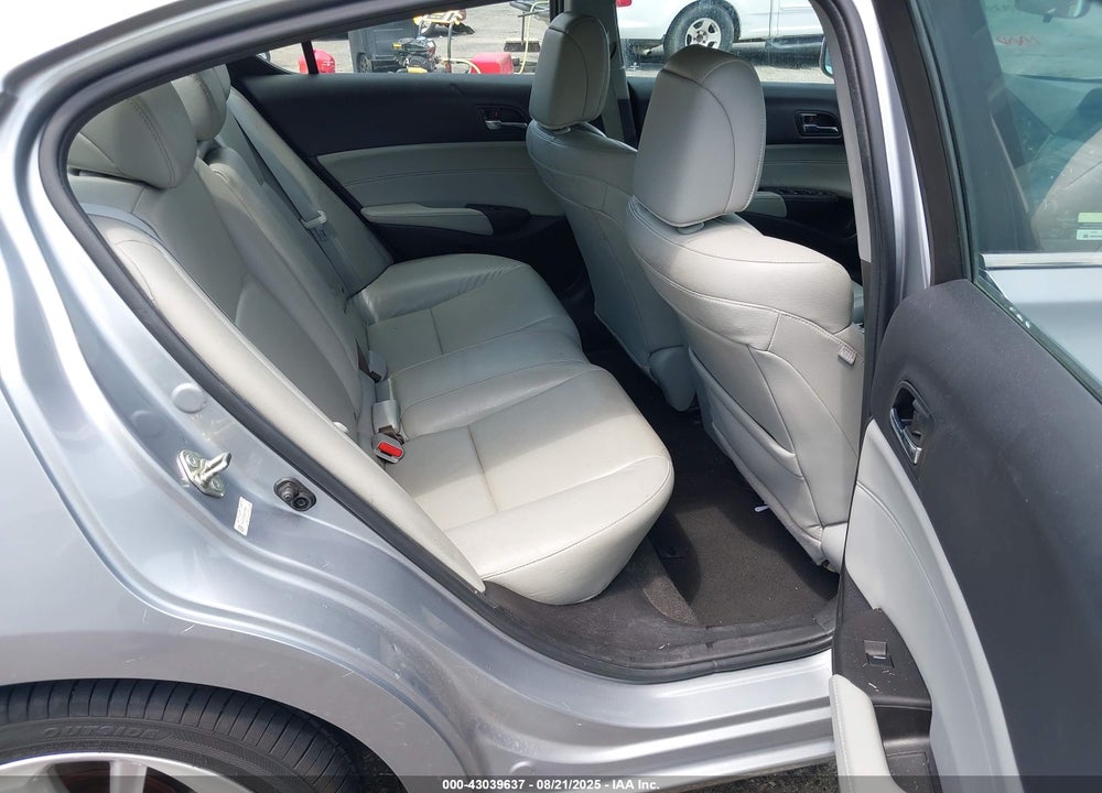 2017 ACURA ILX VIN: 19UDE2F38HA008421