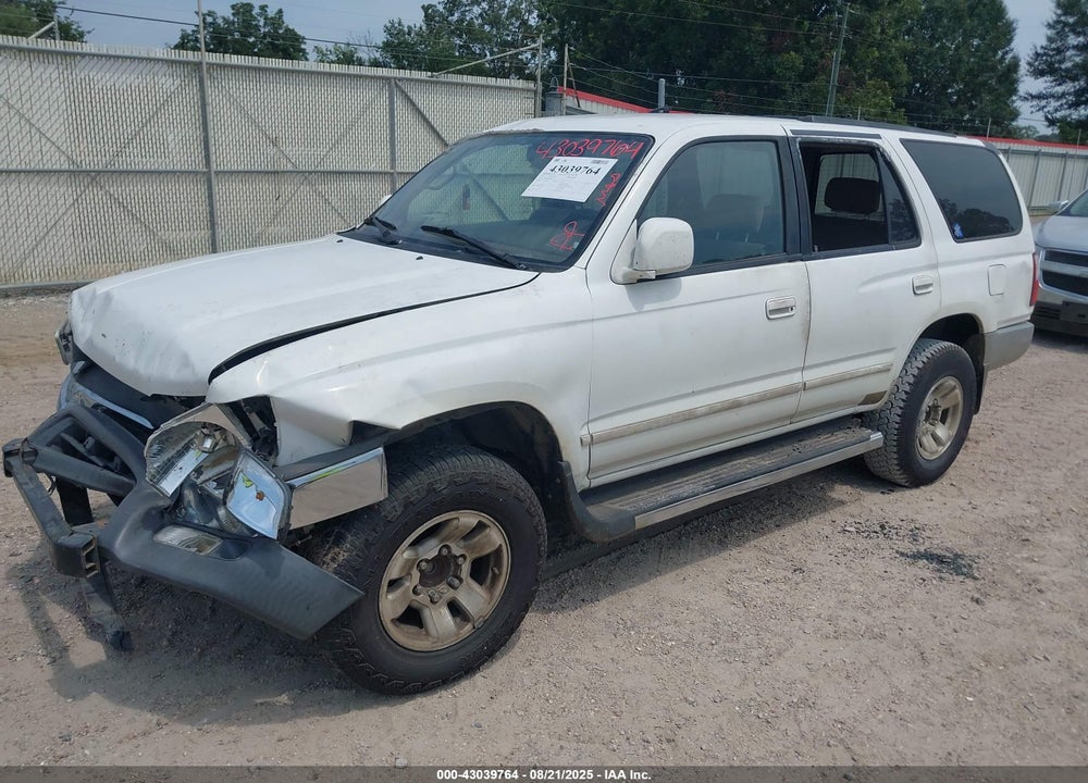 2002 TOYOTA 4RUNNER SR5 V6 VIN: JT3GN86R820226573