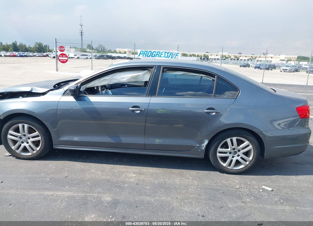 2014 VOLKSWAGEN JETTA VIN: 3VW2K7AJ9EM236781