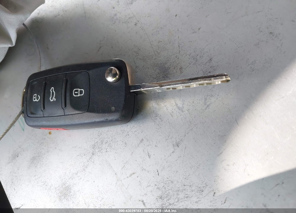 2014 VOLKSWAGEN JETTA VIN: 3VW2K7AJ9EM236781
