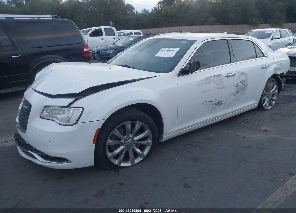 2019 CHRYSLER 300 VIN: 2C3CCAKG0KH686788