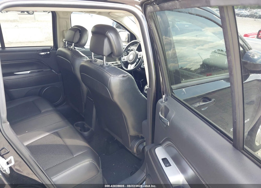 2016 JEEP COMPASS VIN: 1C4NJDEB7GD573257