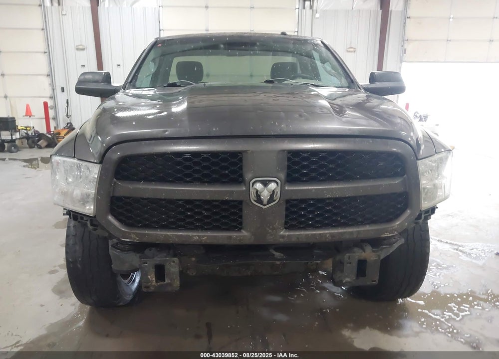 2016 RAM 1500 EXPRESS VIN: 3C6JR6ATXGG130712