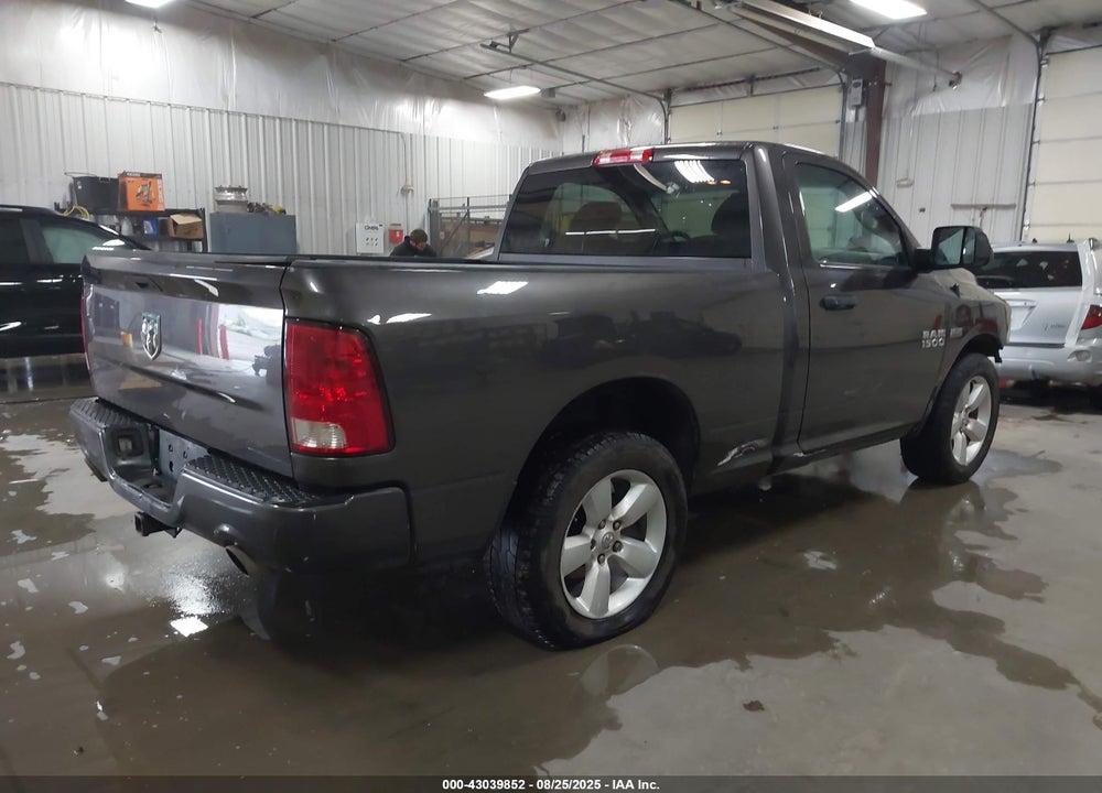 2016 RAM 1500 EXPRESS VIN: 3C6JR6ATXGG130712