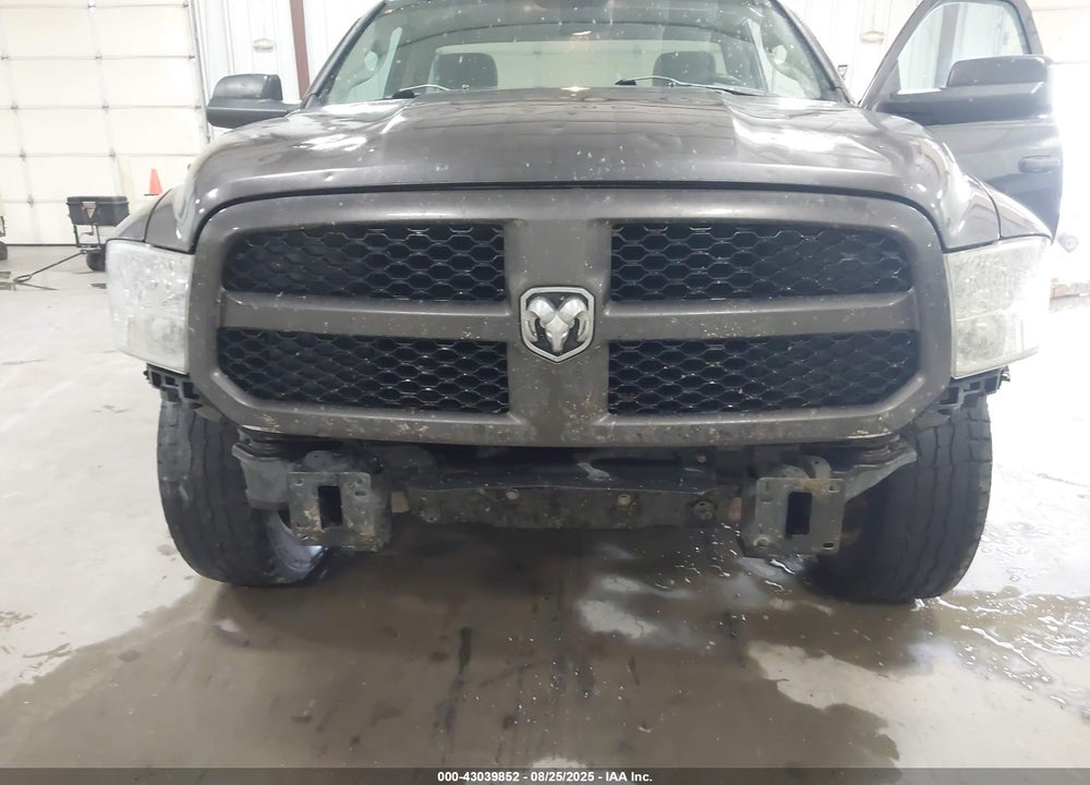 2016 RAM 1500 EXPRESS VIN: 3C6JR6ATXGG130712