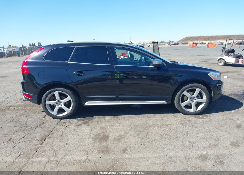 2011 VOLVO XC60 VIN: YV4940DL6B2161487