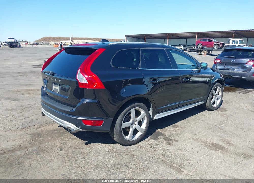 2011 VOLVO XC60 VIN: YV4940DL6B2161487