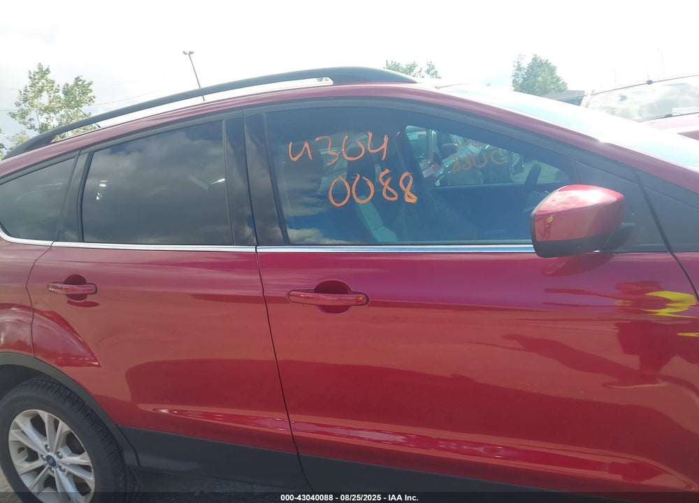 2018 FORD ESCAPE VIN: 1FMCU0GD9JUD36861