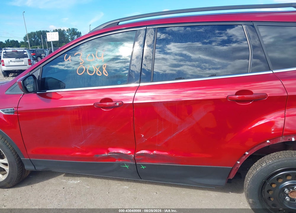 2018 FORD ESCAPE VIN: 1FMCU0GD9JUD36861