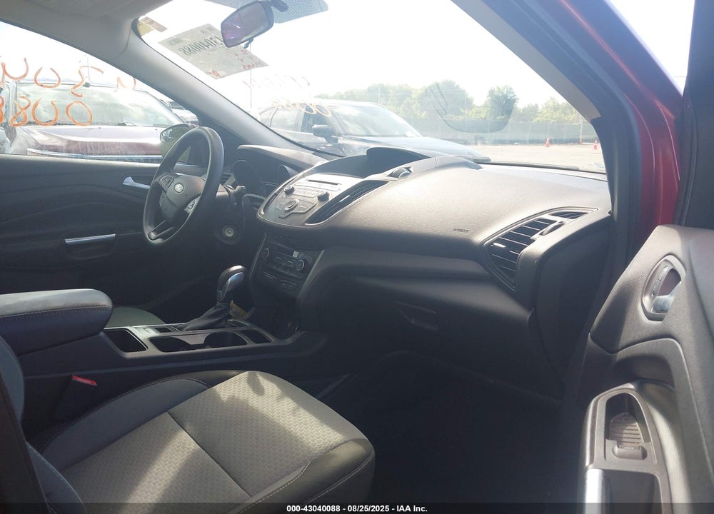 2018 FORD ESCAPE VIN: 1FMCU0GD9JUD36861