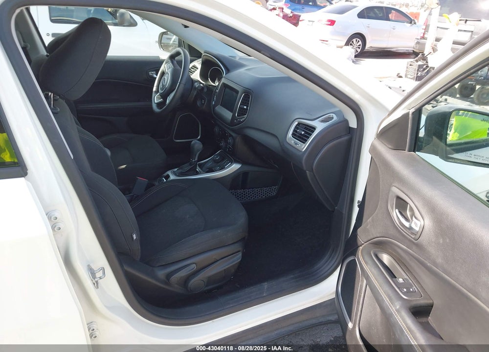 2018 JEEP COMPASS VIN: 3C4NJDAB6JT190689