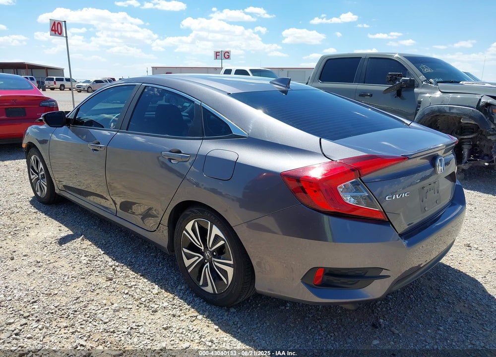 2017 HONDA CIVIC VIN: 19XFC1F32HE030127