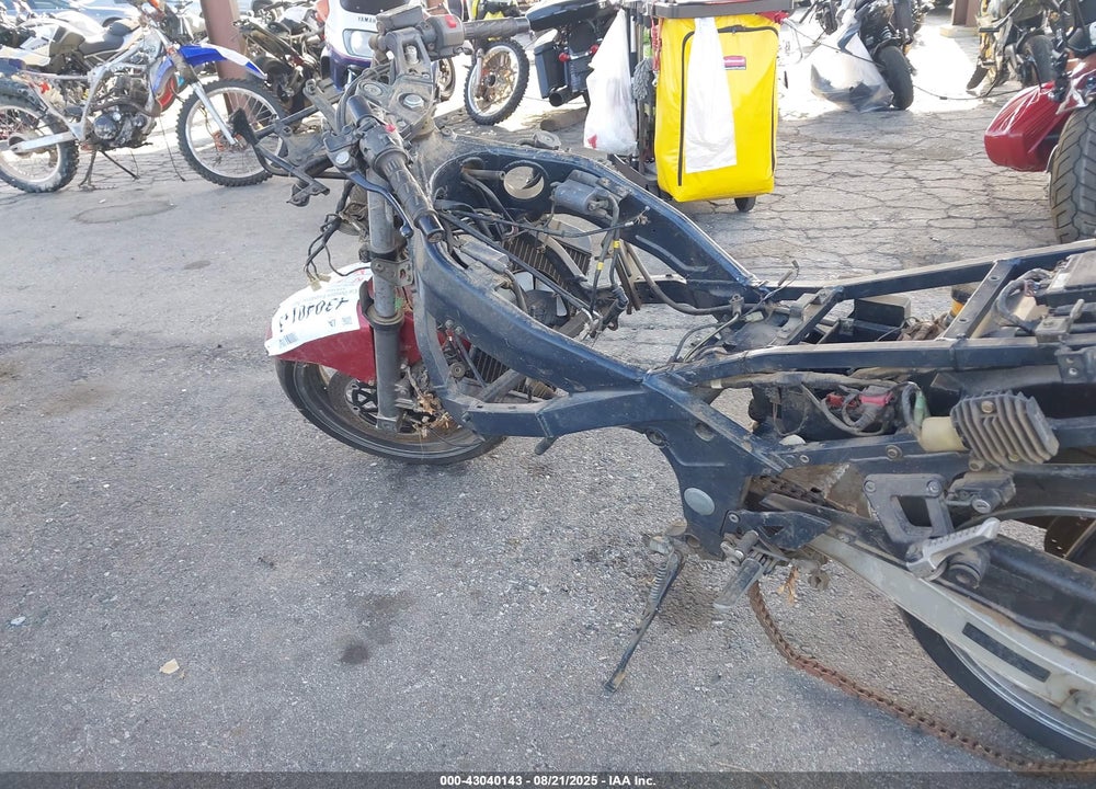 2004 KAWASAKI ZX600 E VIN: JKAZX4E124B521575
