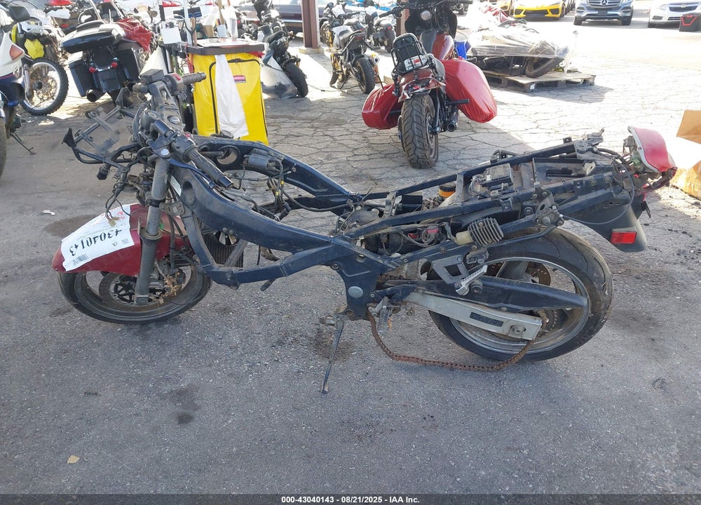 2004 KAWASAKI ZX600 E VIN: JKAZX4E124B521575