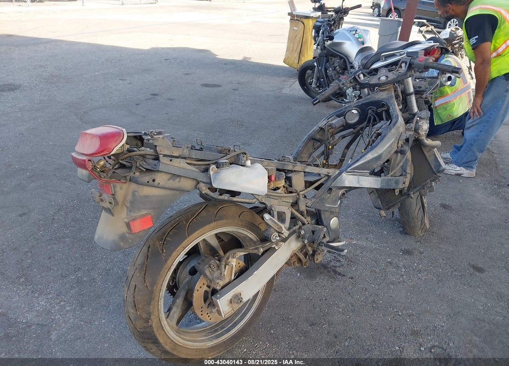 2004 KAWASAKI ZX600 E VIN: JKAZX4E124B521575
