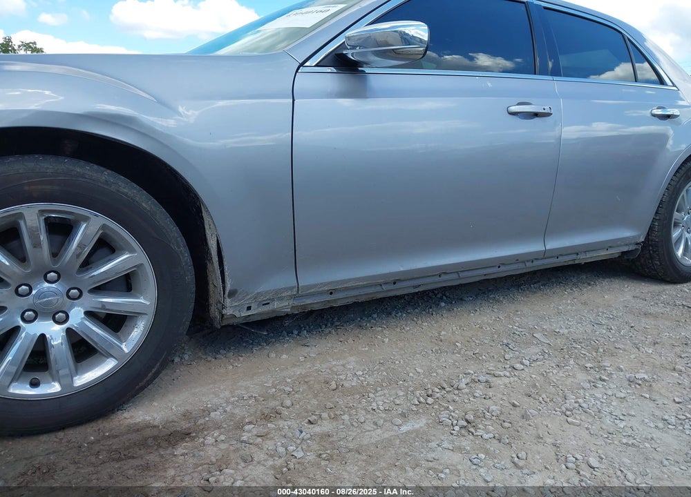 2013 CHRYSLER 300 VIN: 2C3CCAEG2DH687519