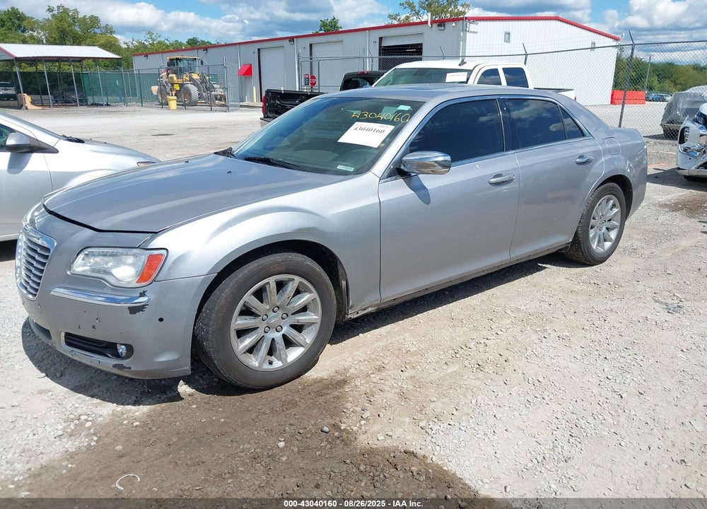 2013 CHRYSLER 300 VIN: 2C3CCAEG2DH687519