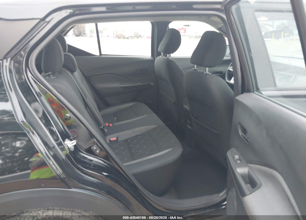 2019 NISSAN KICKS VIN: 3N1CP5CU7KL565844