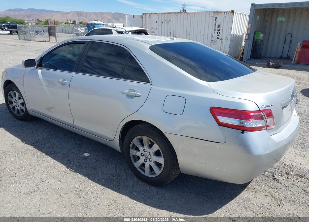2011 TOYOTA CAMRY LE VIN: 4T1BF3EK2BU213025