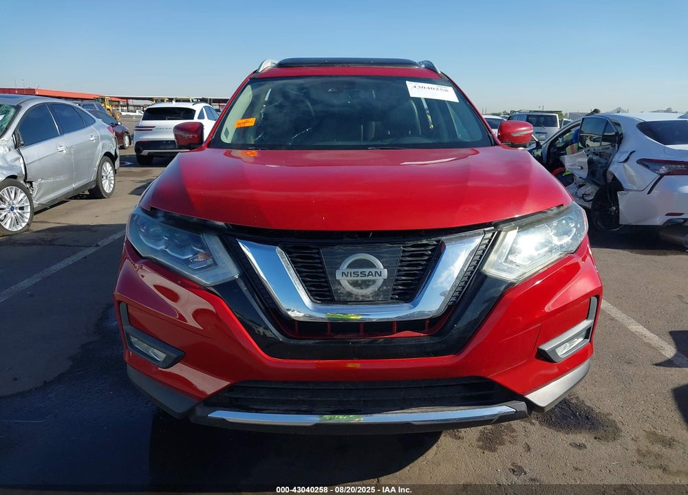 2017 NISSAN ROGUE VIN: 5N1AT2MV6HC772375
