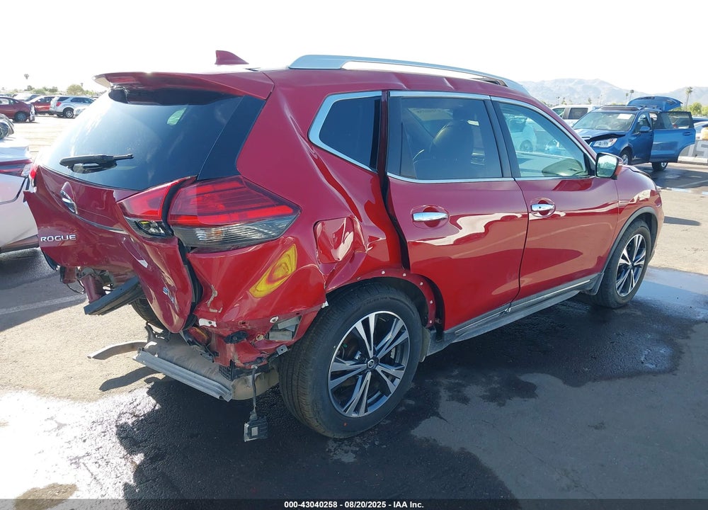 2017 NISSAN ROGUE VIN: 5N1AT2MV6HC772375