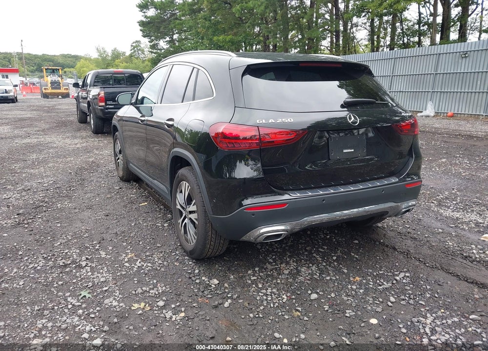 2025 MERCEDES-BENZ GLA-CLASS VIN: W1N4N4HB7SJ737539
