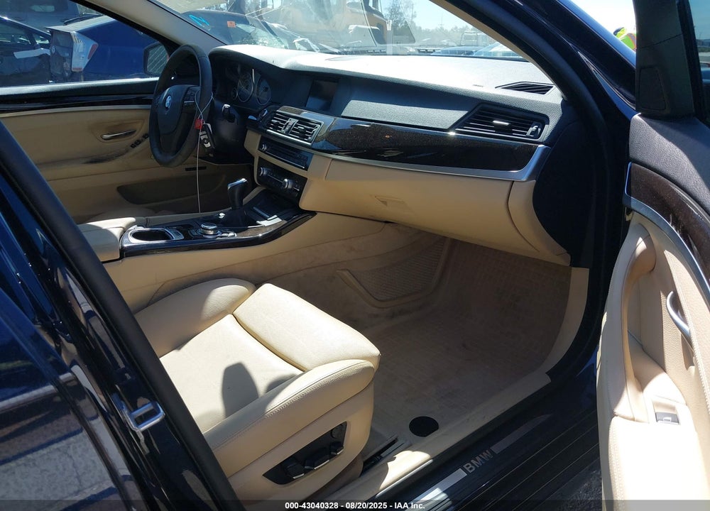 2013 BMW 5 SERIES VIN: WBAFR7C51DDU78858