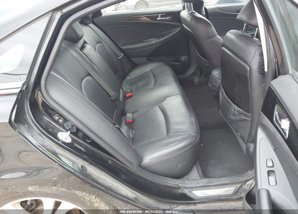 2011 HYUNDAI SONATA LIMITED VIN: 5NPEC4AC6BH232640