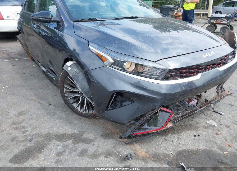2024 KIA FORTE GT LINE VIN: 3KPF54AD7RE698132