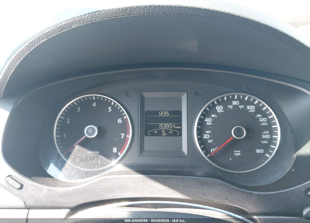2014 VOLKSWAGEN JETTA 1.8T SE VIN: 3VWD17AJ4EM283387